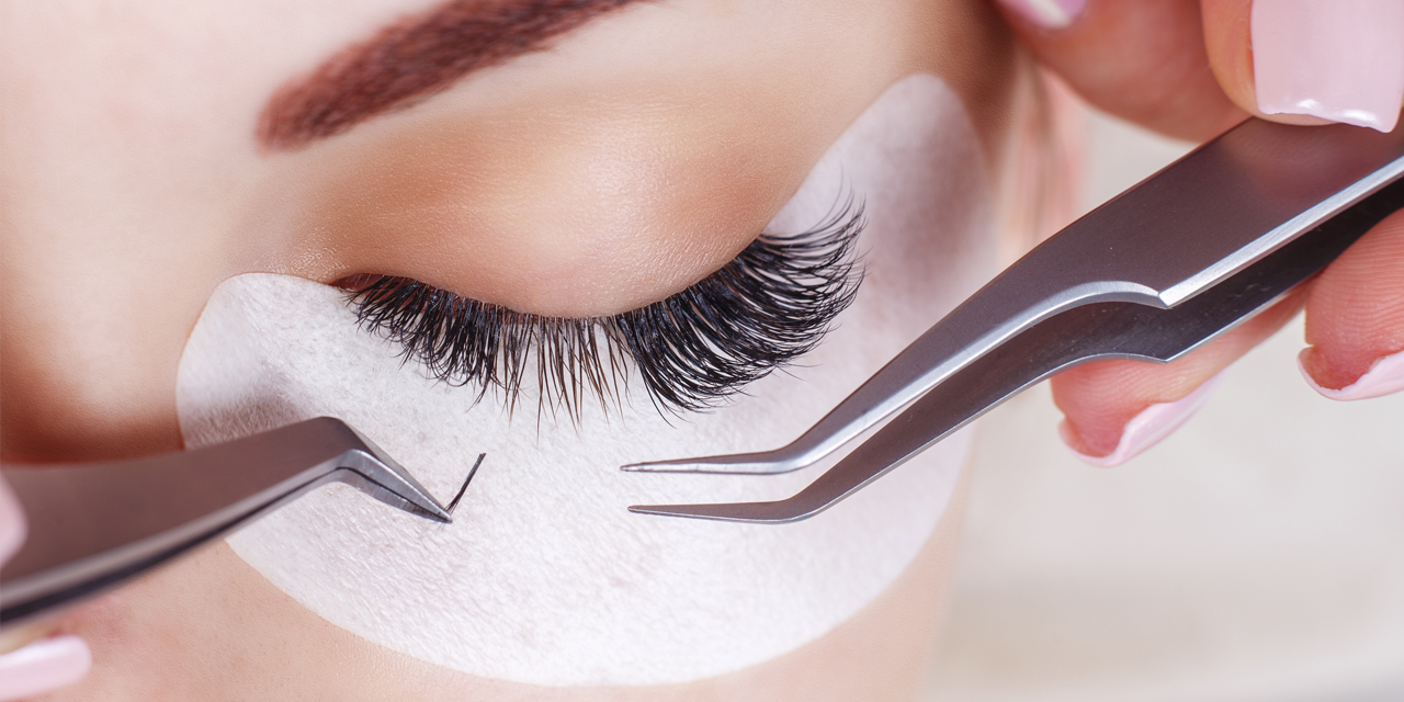 how to look after lash extensions on holiday