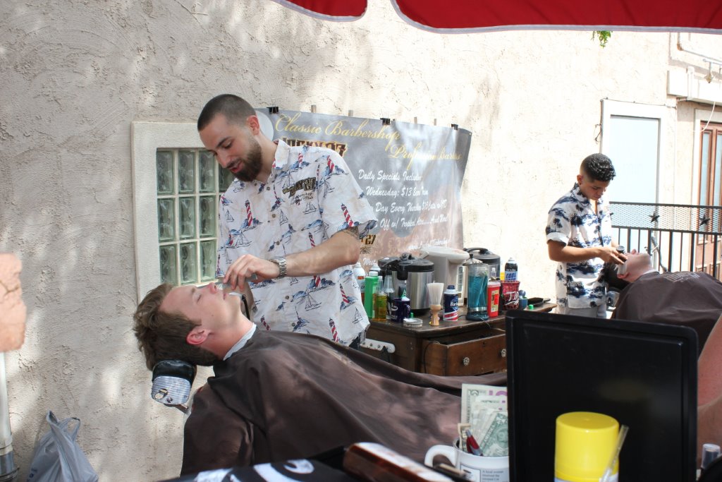 Father’s Day at Silver Grill: Free Old-Fashioned Shaves for Dad