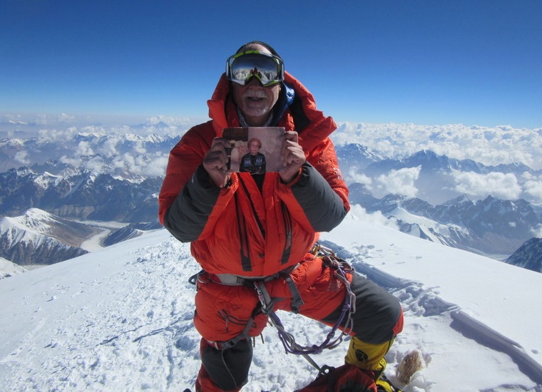 Mt. Everest Climber and Alzheimer Awareness Advocate Alan Arnette Coming to desk chair